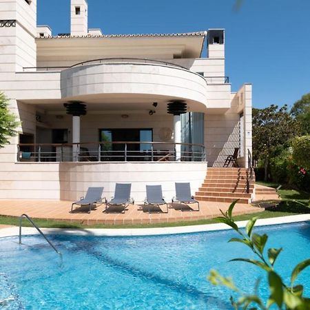 Beachside Villa in Puerto Marina, Benalmádena Exterior foto